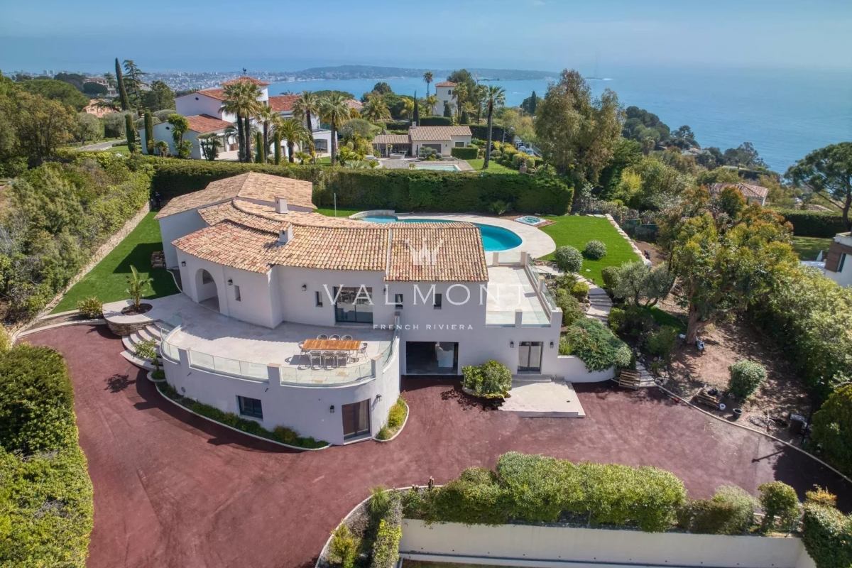 Maison de luxe à louer à Cannes, 27 000 €, Photo 6