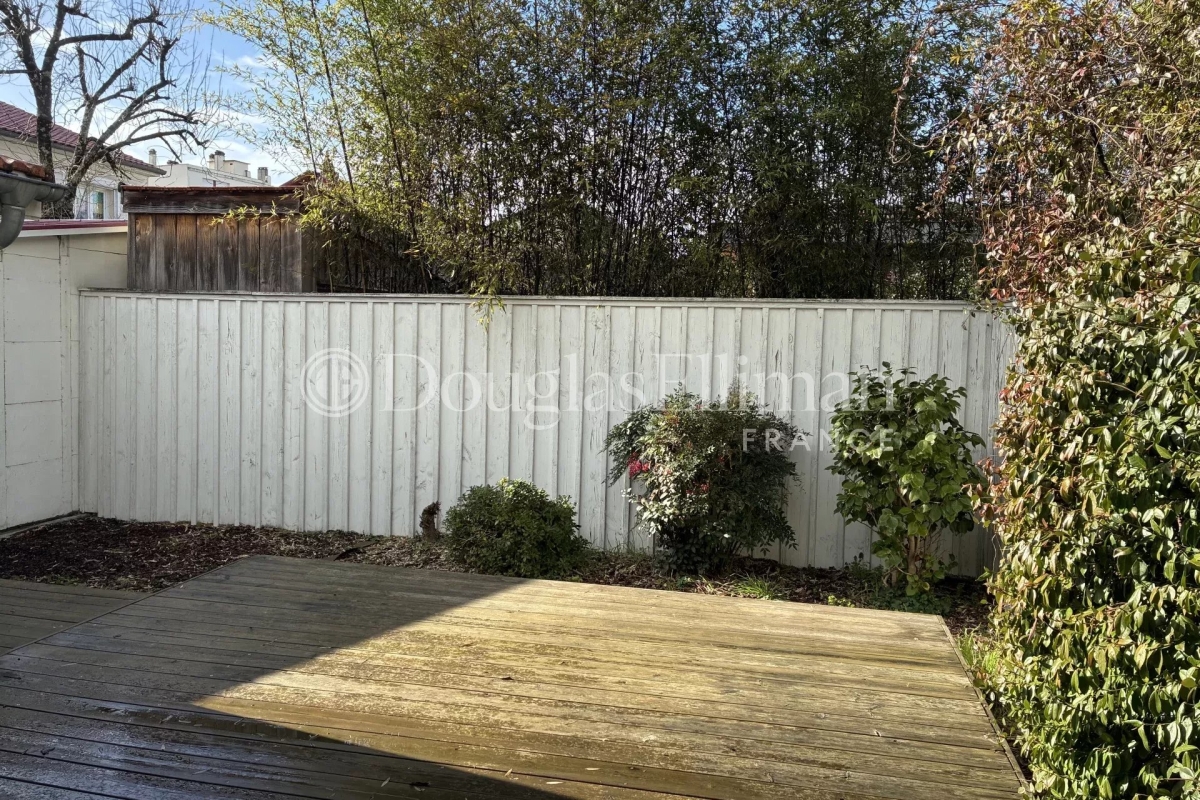 Luxury House for sale in Bordeaux, 585 000 €, Photo 2