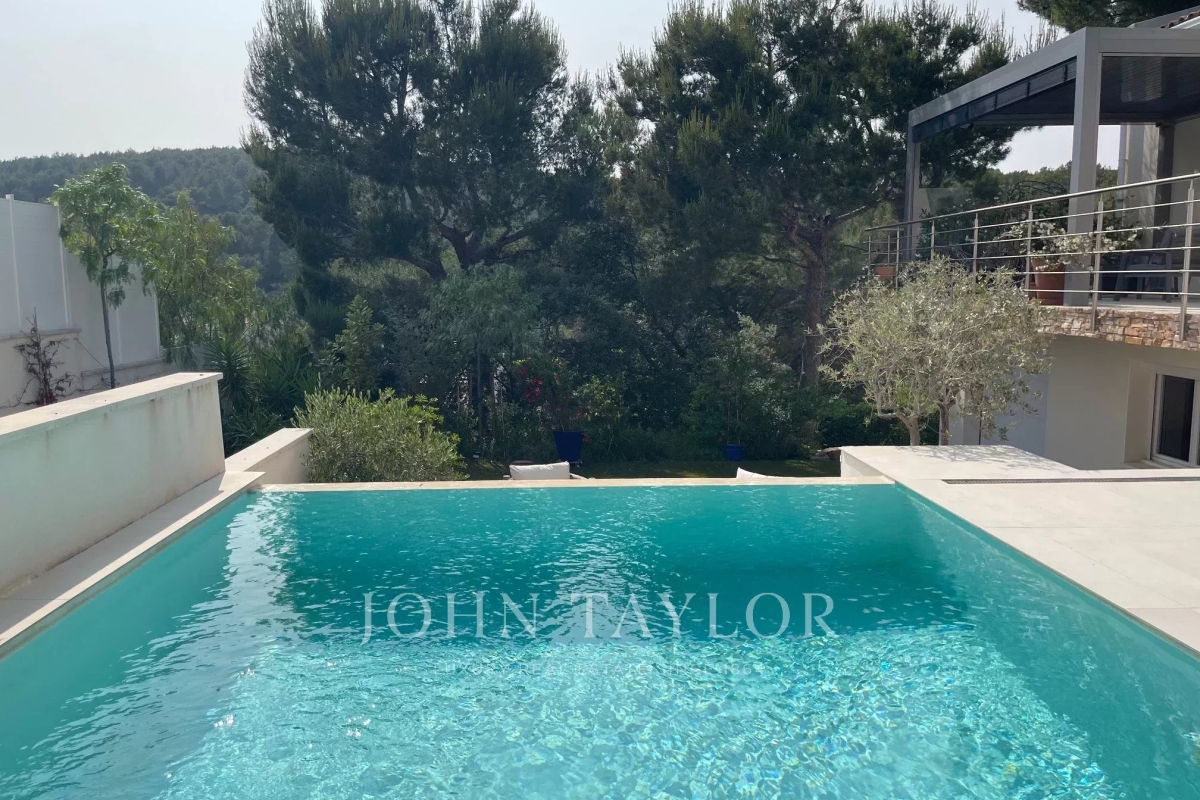 Maison de luxe à vendre à Bandol, 1 150 000 €, Photo 3