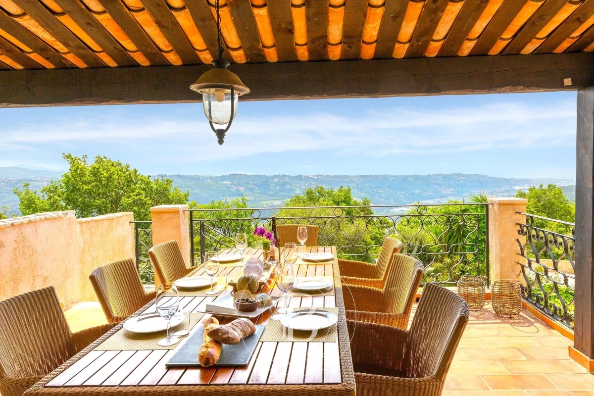 Maison de luxe à vendre à Gattières, 990 000 €, Photo 1