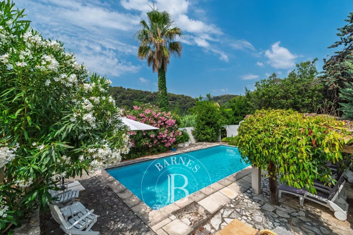 Maison de luxe à vendre à Vence, 996 000 €, Photo 1