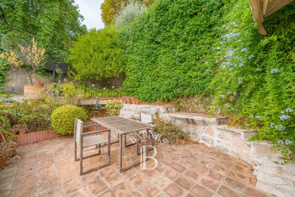 Maison de luxe à vendre à Saint-Jeannet, 595 000 €, Photo 2