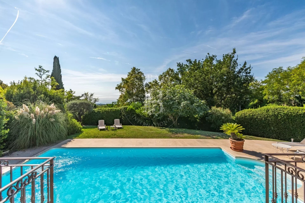 Maison de luxe à vendre à Vence, 1 290 000 €, Photo 2