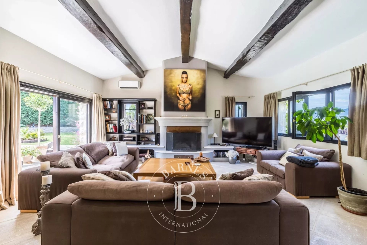 Luxury House for sale in Saint-Paul-de-Vence, 2 490 000 €, Photo 2