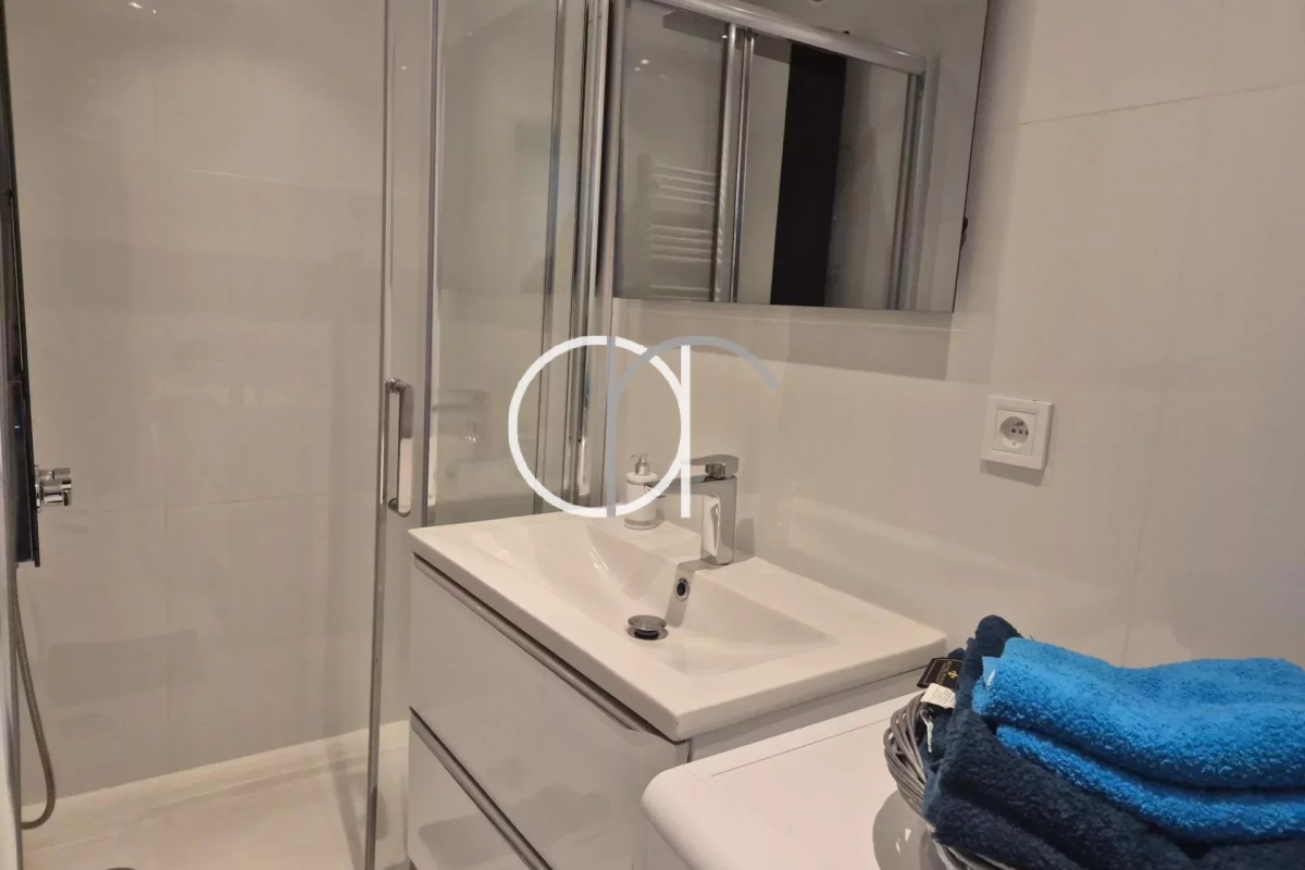 Appartement de luxe à vendre à Cannes, 285 000 €, Photo 2