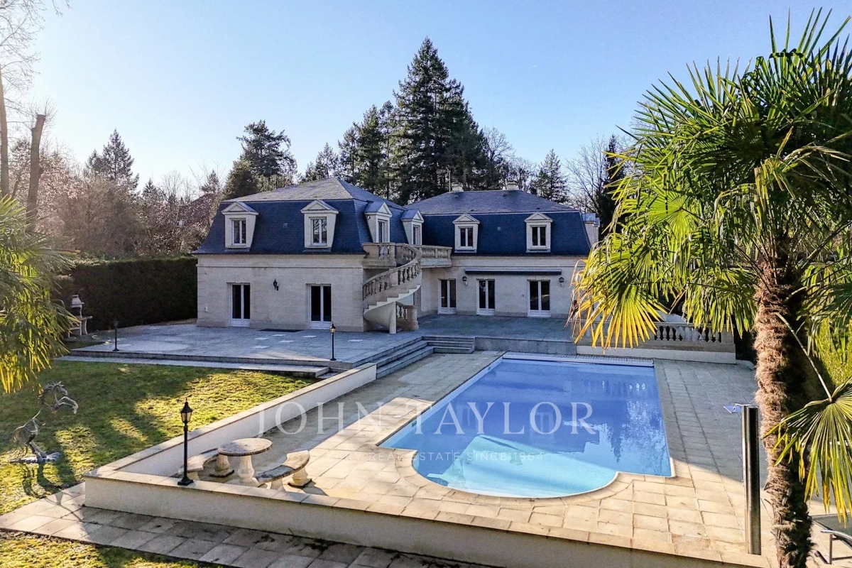 Maison de luxe à vendre à Chantilly, 2 290 000 €, Photo 2