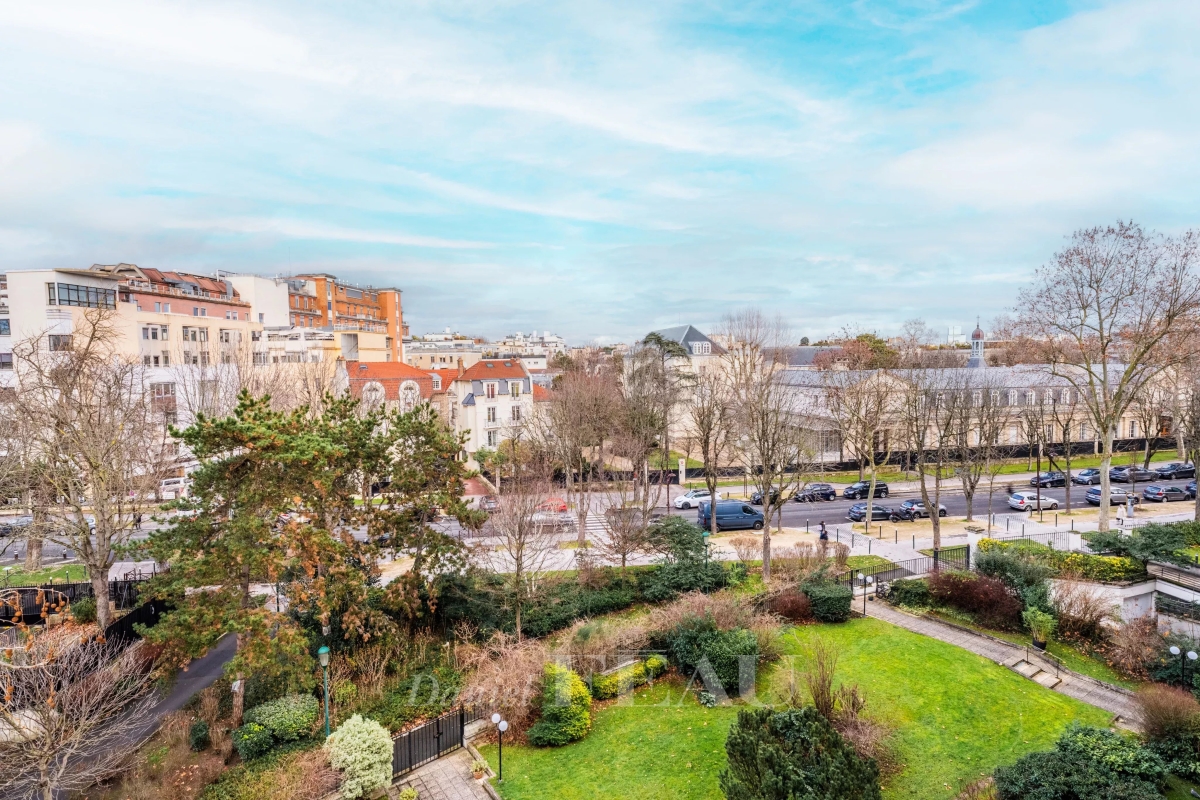 Appartement de luxe à vendre à Neuilly-sur-Seine, 835 000 €, Photo 2