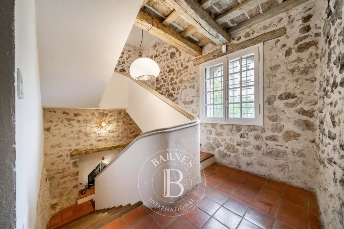 Maison de luxe à vendre à Saint-Jeannet, 595 000 €, Photo 3