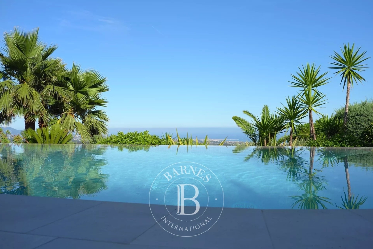 Maison de luxe à vendre à Tourrettes-sur-Loup, 2 250 000 €, Photo 3