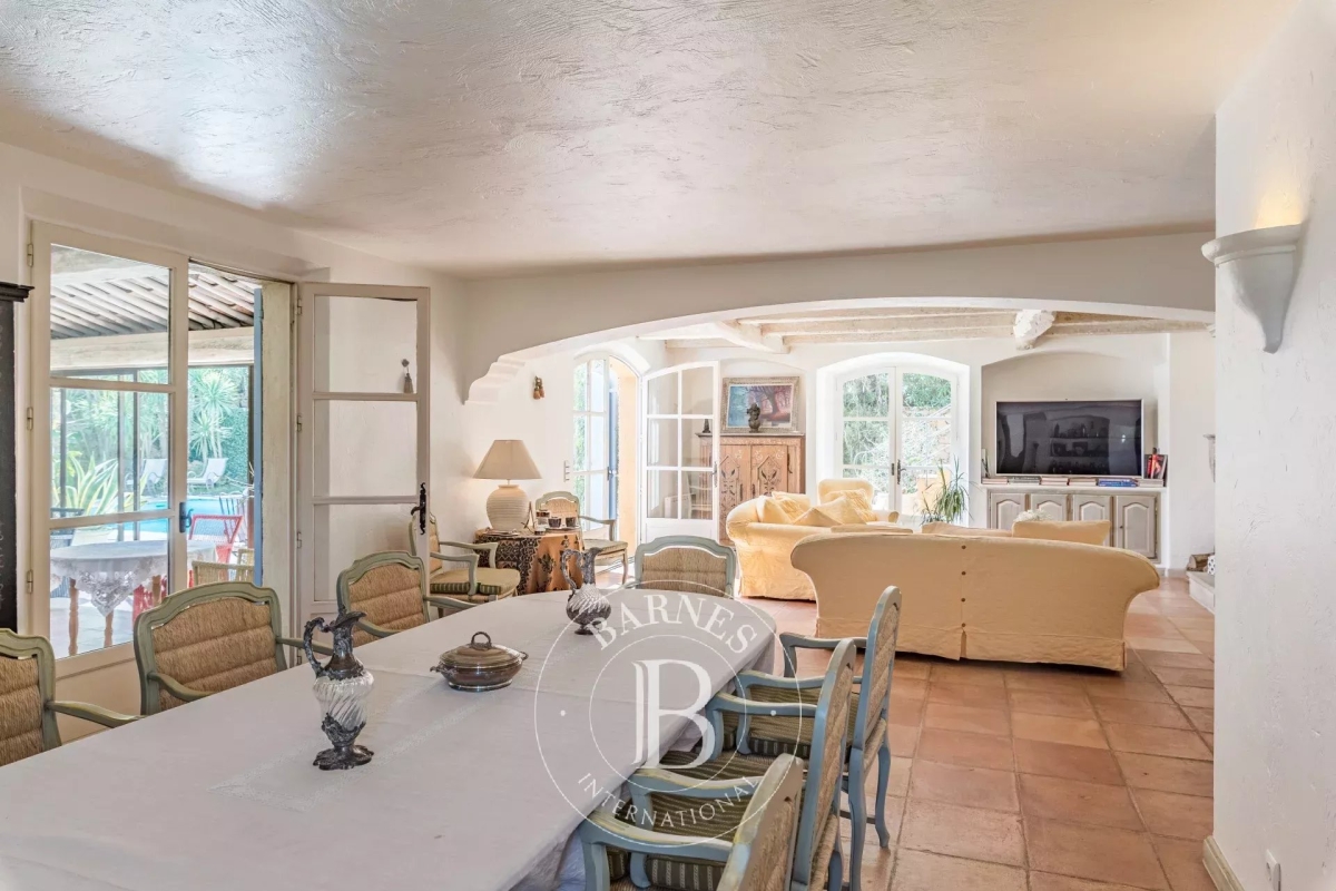 Maison de luxe à vendre à Saint-Paul-de-Vence, 2 495 000 €, Photo 3