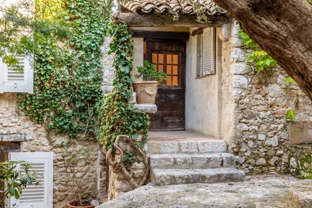 Maison de luxe à vendre à Saint-Paul-de-Vence, 695 000 €, Photo 4