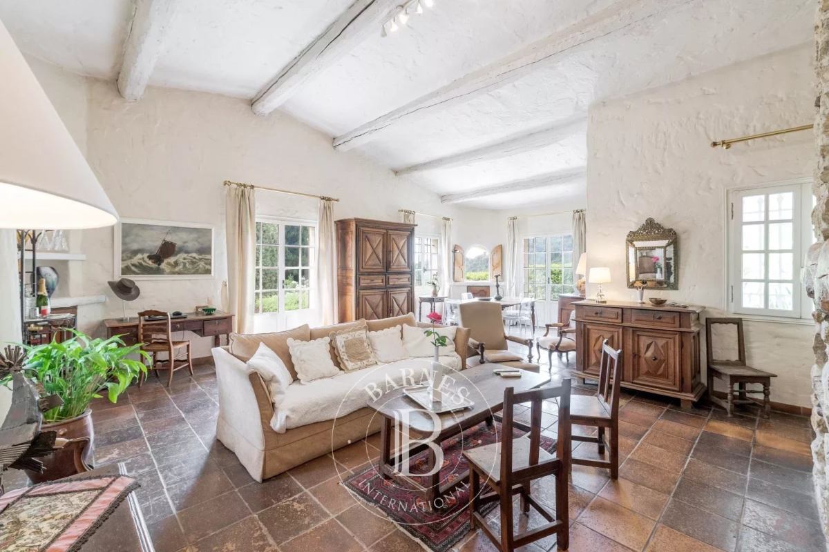 Luxury House for sale in Vence, 890 000 €, Photo 4