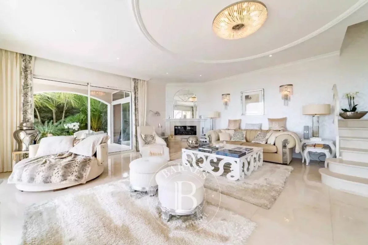 Maison de luxe à vendre à Tourrettes-sur-Loup, 2 250 000 €, Photo 6