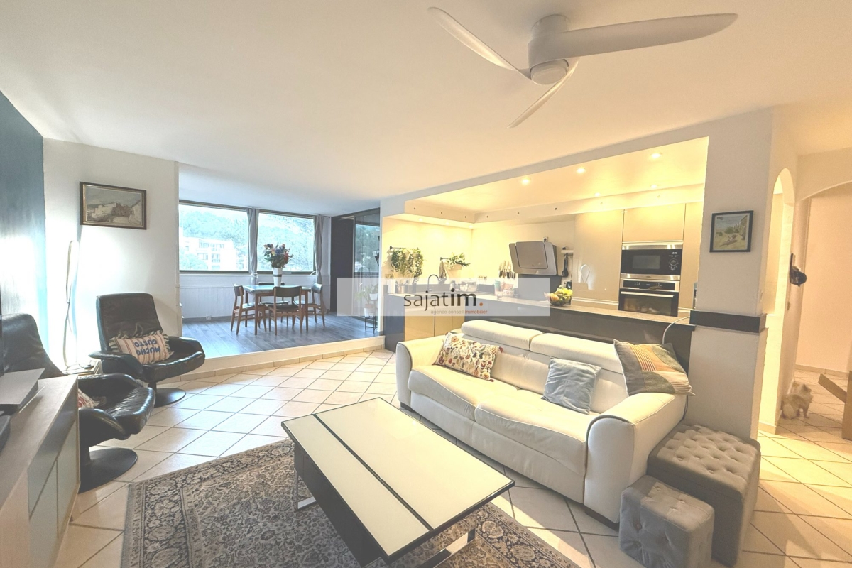 Appartement de luxe à vendre à La Seyne-sur-Mer, 273 000 €, Photo 3