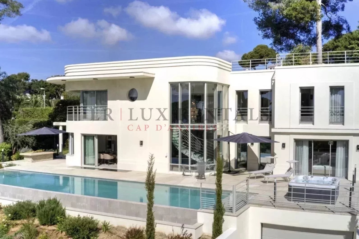 Maison de luxe à vendre à Antibes, 4 790 000 €, Photo 1