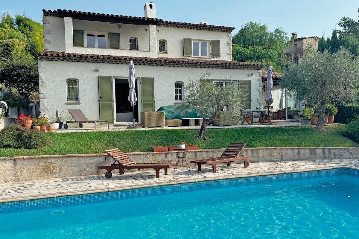 Maison de luxe à vendre à La Colle-sur-Loup, 985 000 €, Photo 1