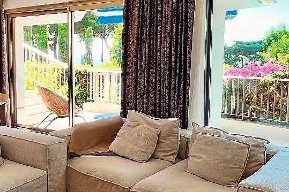Luxury Apartment for sale in Cap d'Antibes, 1 700 000 €, Photo 1
