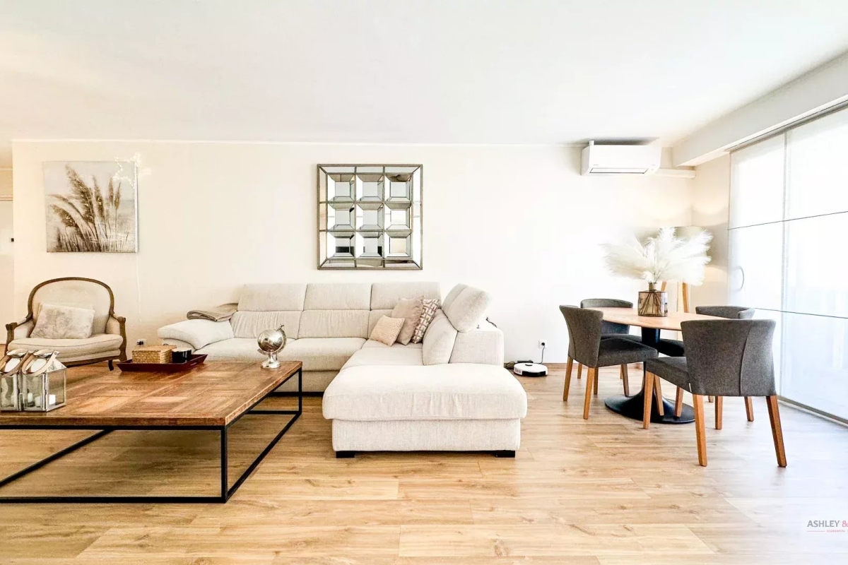 Luxury Apartment for sale in Nice, 630 000 €, Photo 1