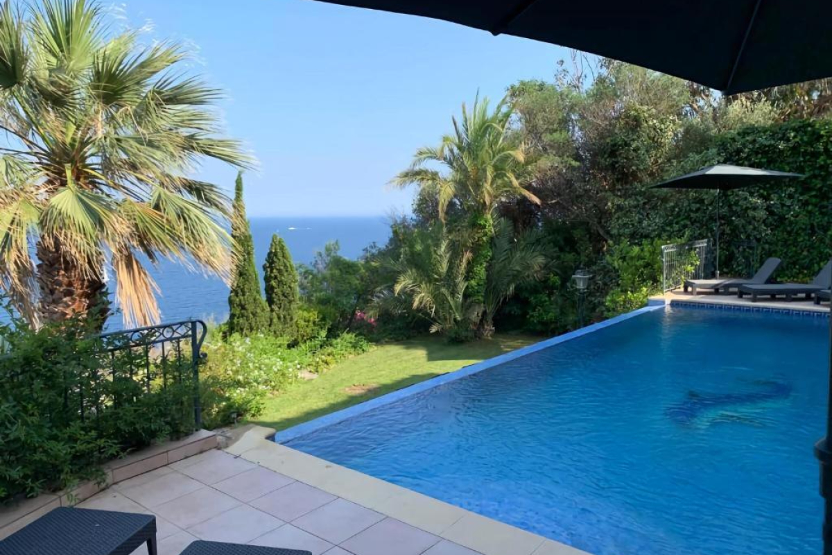 Maison de luxe à vendre à Agay, 2 040 000 €, Photo 2