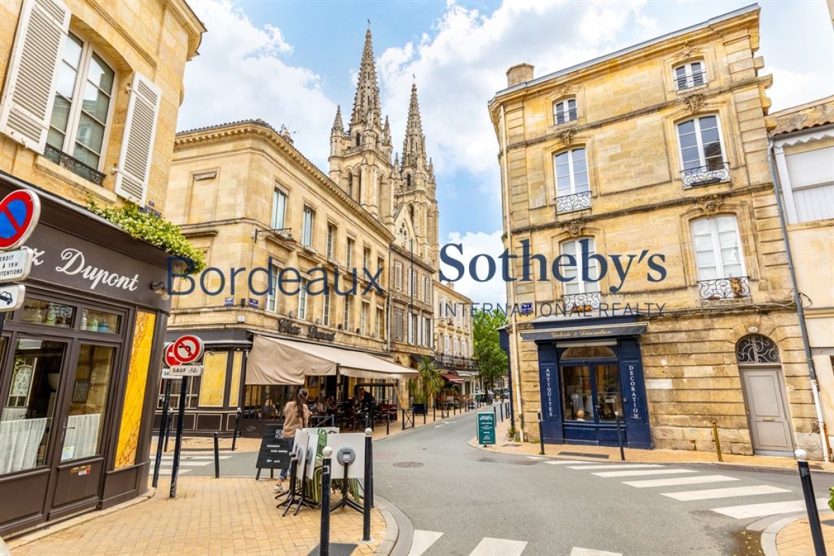 Luxury Apartment for sale in Bordeaux, 399 000 €, Photo 2