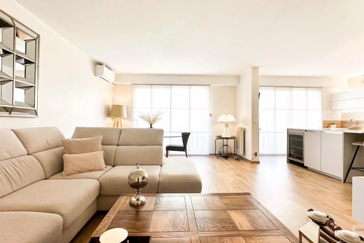 Luxury Apartment for sale in Nice, 630 000 €, Photo 2