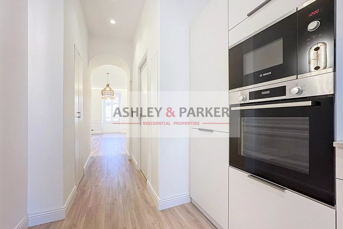 Luxury Apartment for sale in Nice, 599 000 €, Photo 2