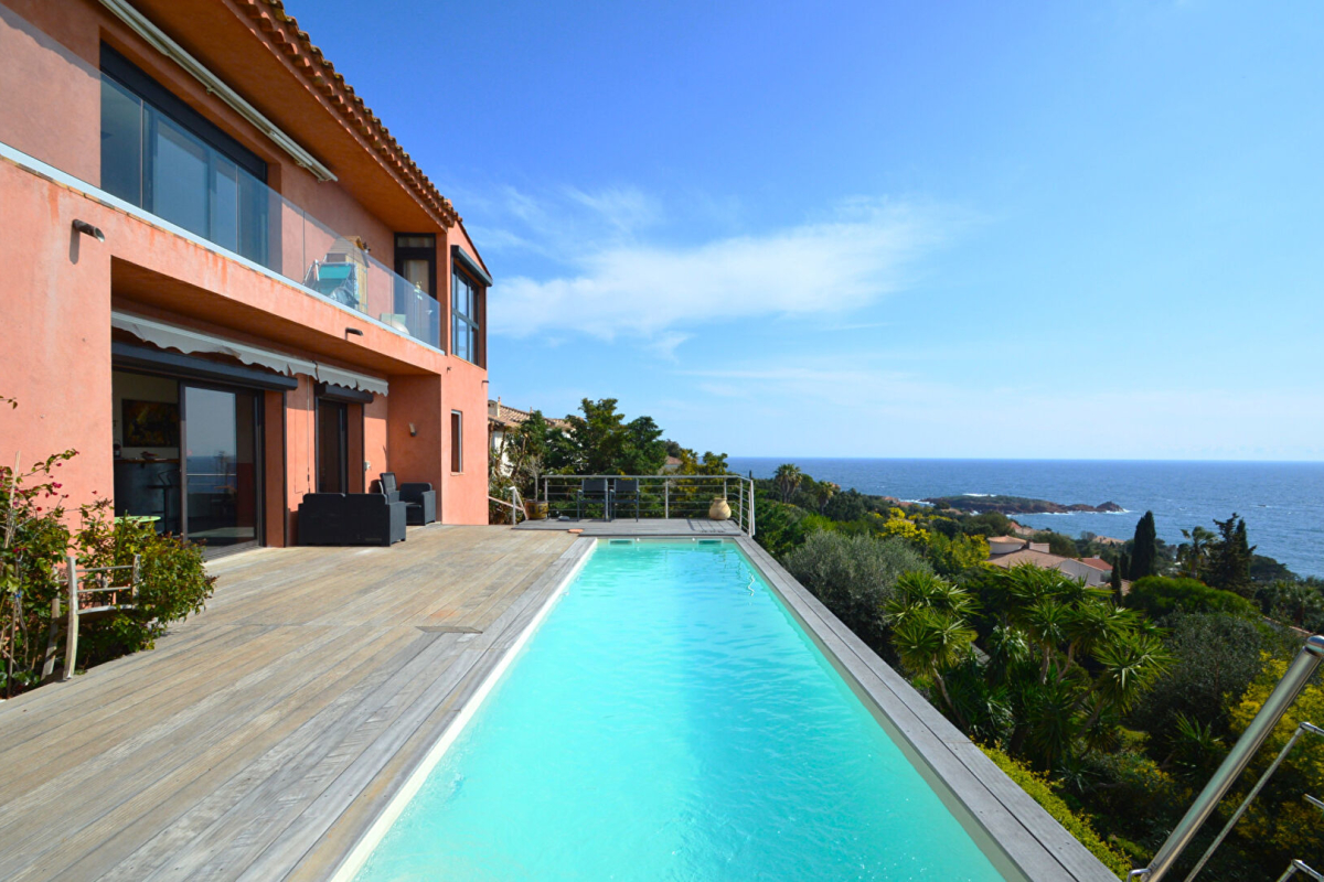 Maison de luxe à vendre à Anthéor, 1 890 000 €, Photo 3