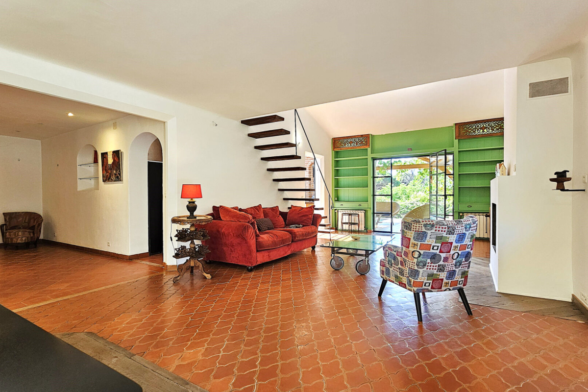 Maison de luxe à vendre à Saint-Raphaël, 950 000 €, Photo 5