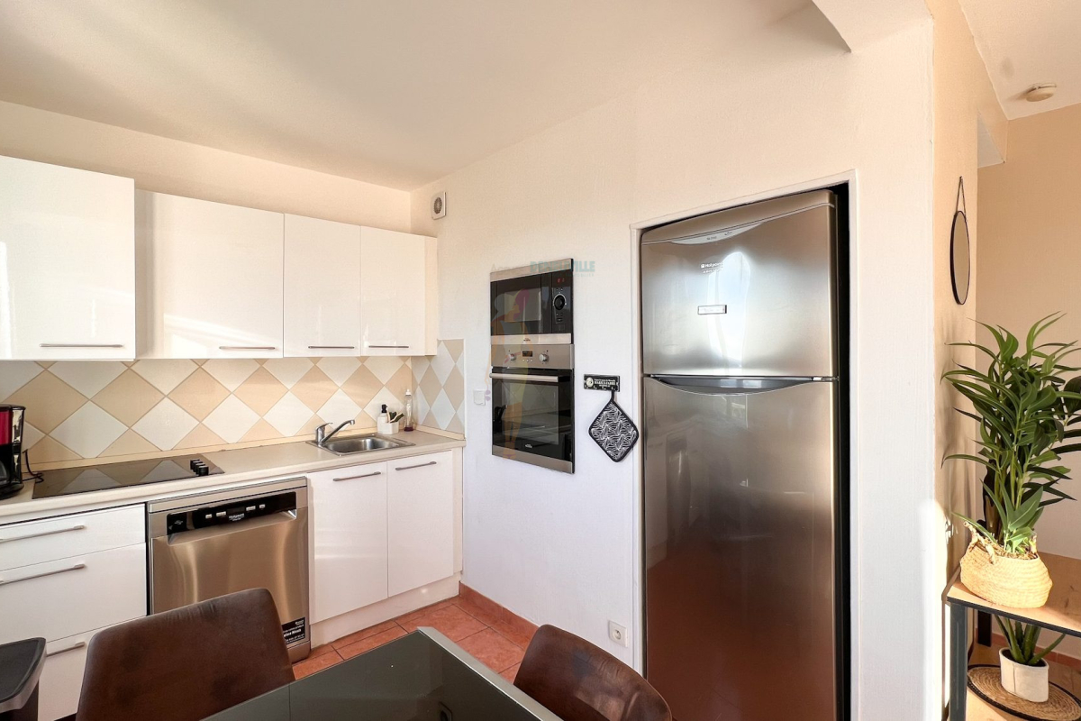 Luxury Apartment for sale in Les Issambres, 250 000 €, Photo 5