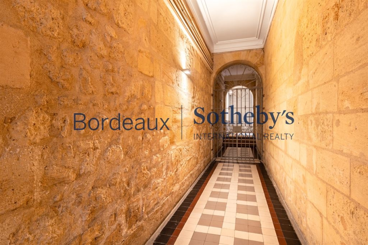 Luxury Apartment for sale in Bordeaux, 399 000 €, Photo 5