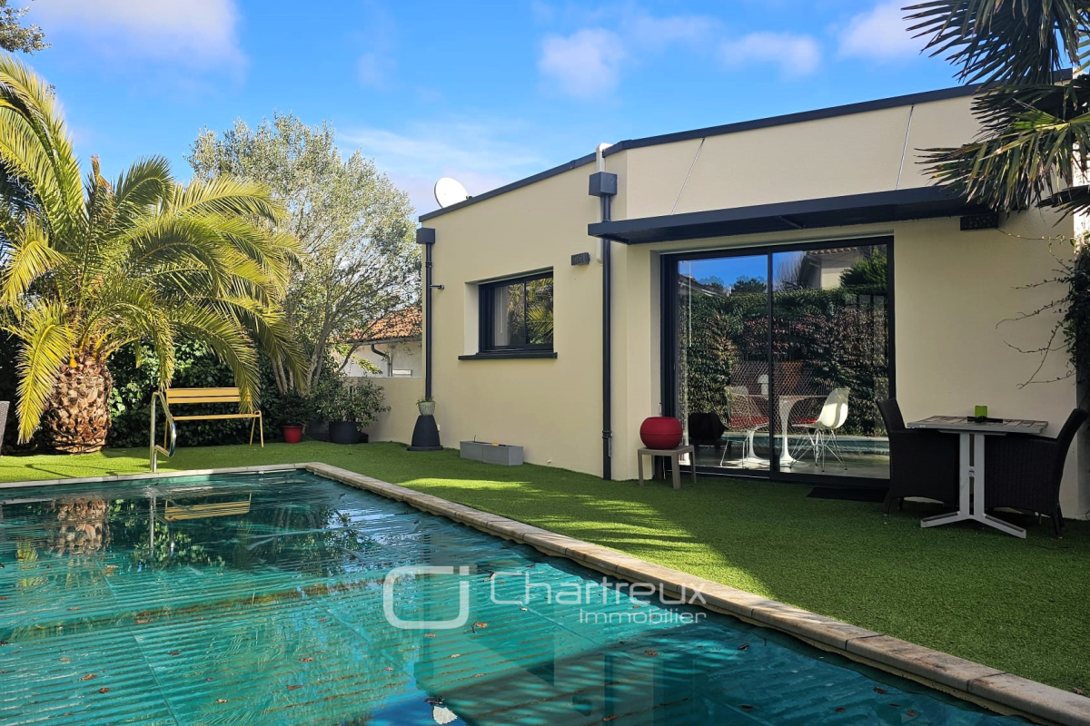 Maison de luxe à vendre à Saint-Georges-de-Didonne, 658 000 €, Photo 1