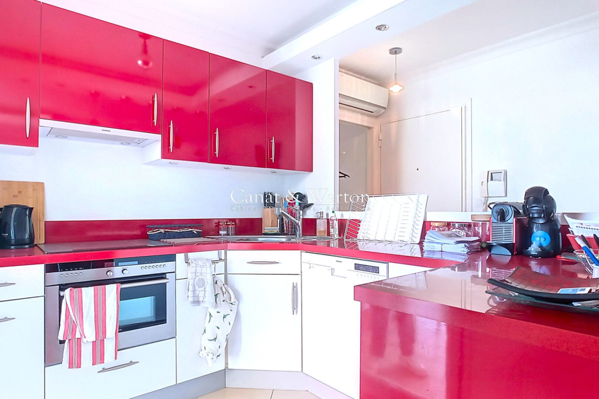 Appartement de luxe à vendre à Saint-Raphaël, 525 000 €, Photo 3