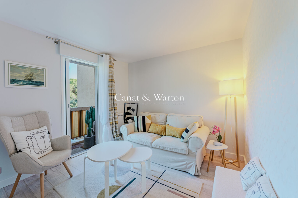 Appartement de luxe à vendre à Saint-Raphaël, 320 000 €, Photo 4