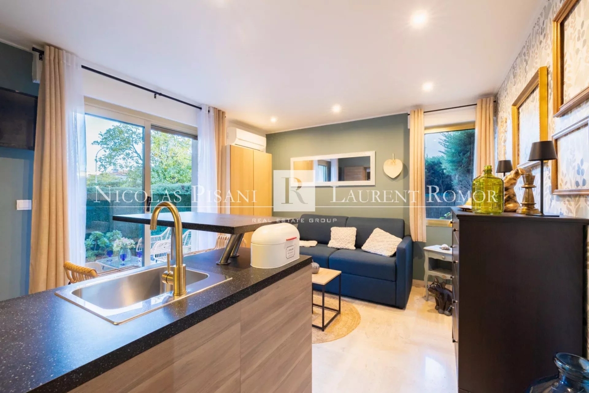 Appartement de luxe à vendre à Nice, 225 000 €, Photo 1