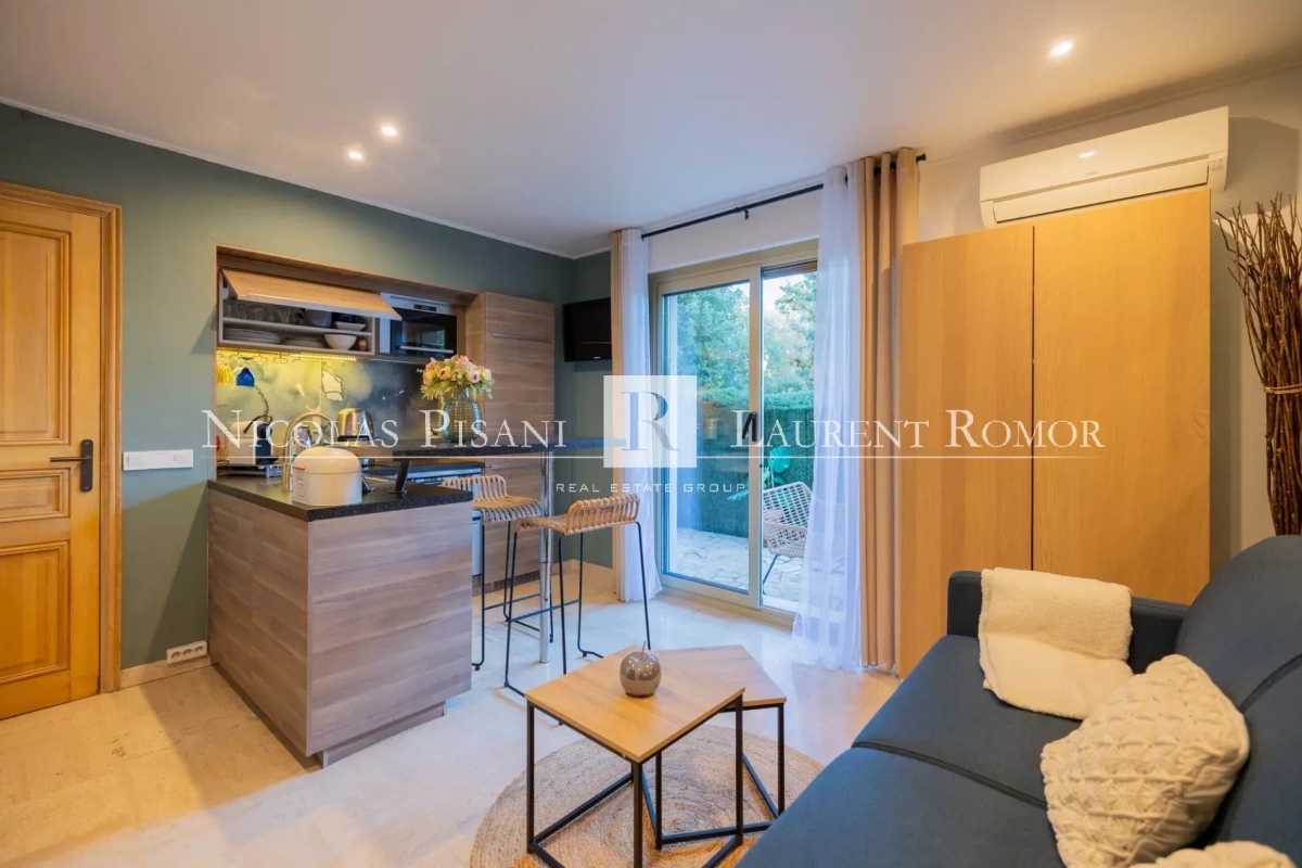 Appartement de luxe à vendre à Nice, 225 000 €, Photo 2