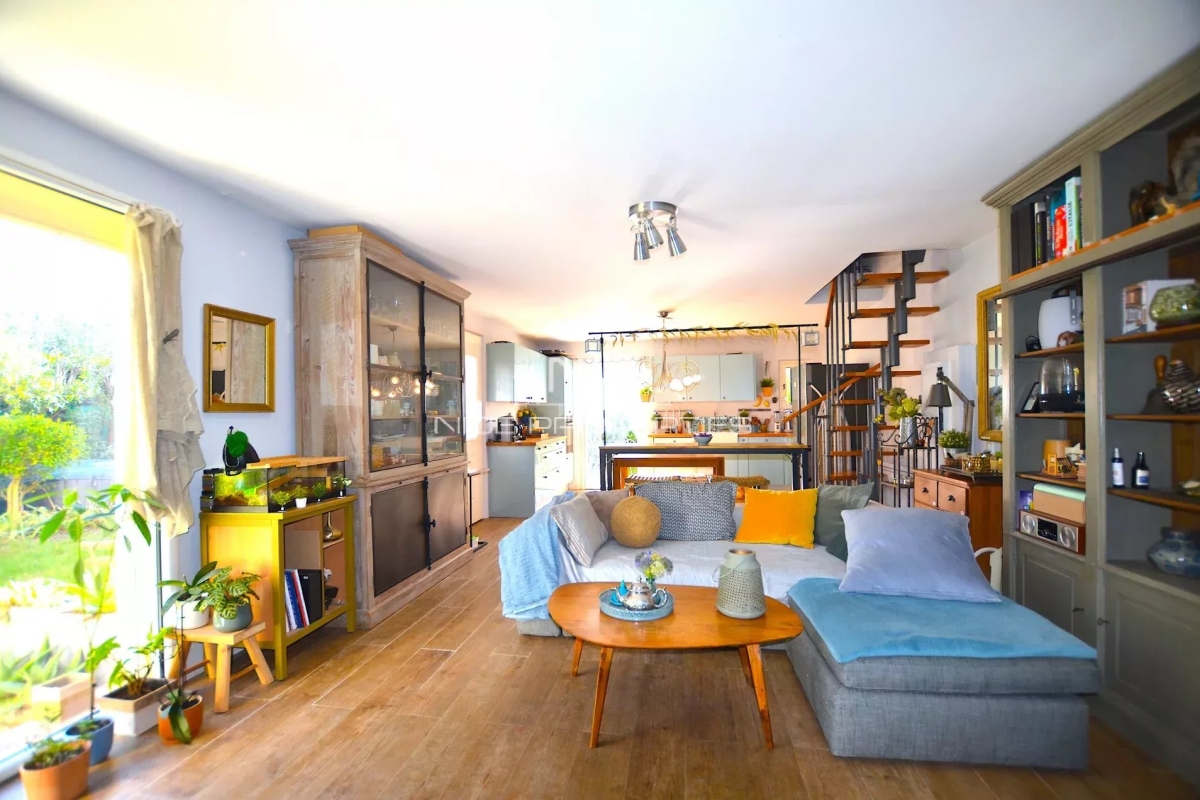 Maison de luxe à vendre à Cannes, 690 000 €, Photo 2