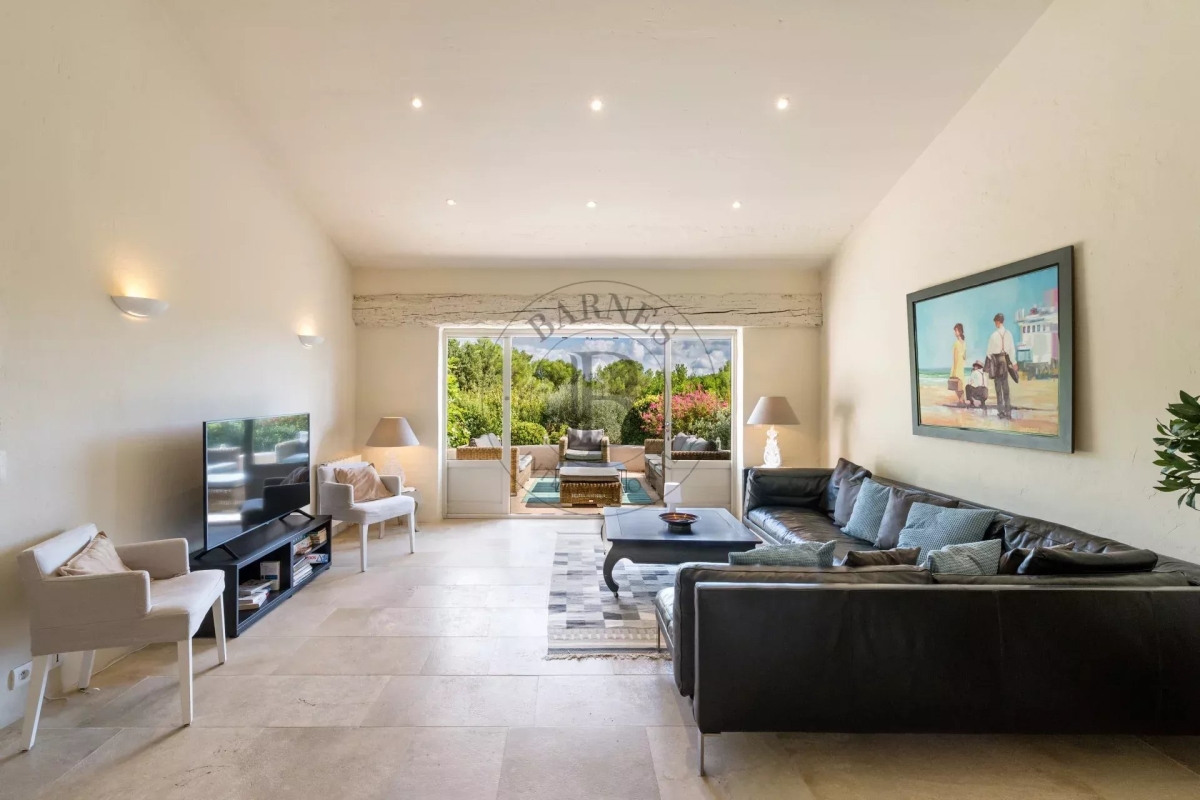 Maison de luxe à vendre à Mouans-Sartoux, 950 000 €, Photo 2