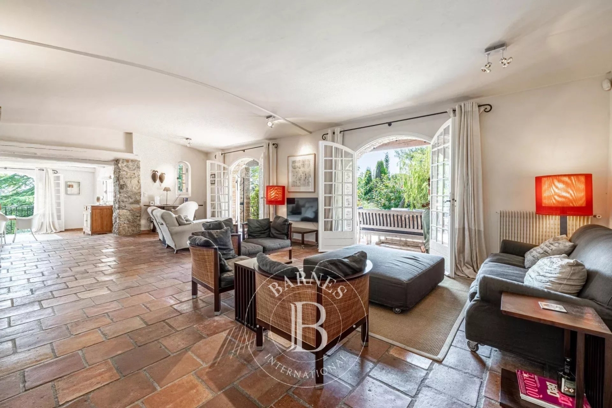 Maison de luxe à vendre à Mouans-Sartoux, 1 950 000 €, Photo 2