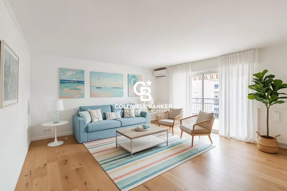 Appartement de luxe à vendre à Saint-Raphaël, 406 000 €, Photo 3