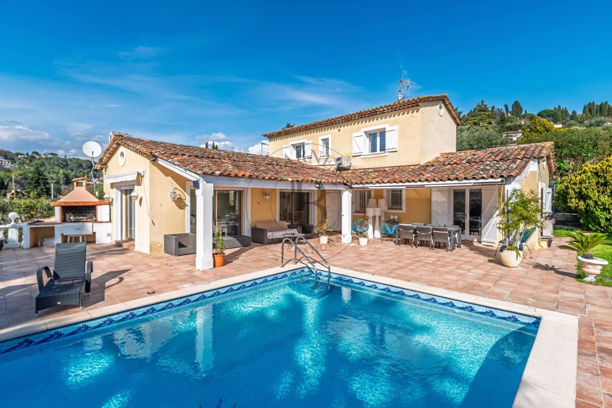 Maison de luxe à vendre à Mougins, 1 100 000 €, Photo 3