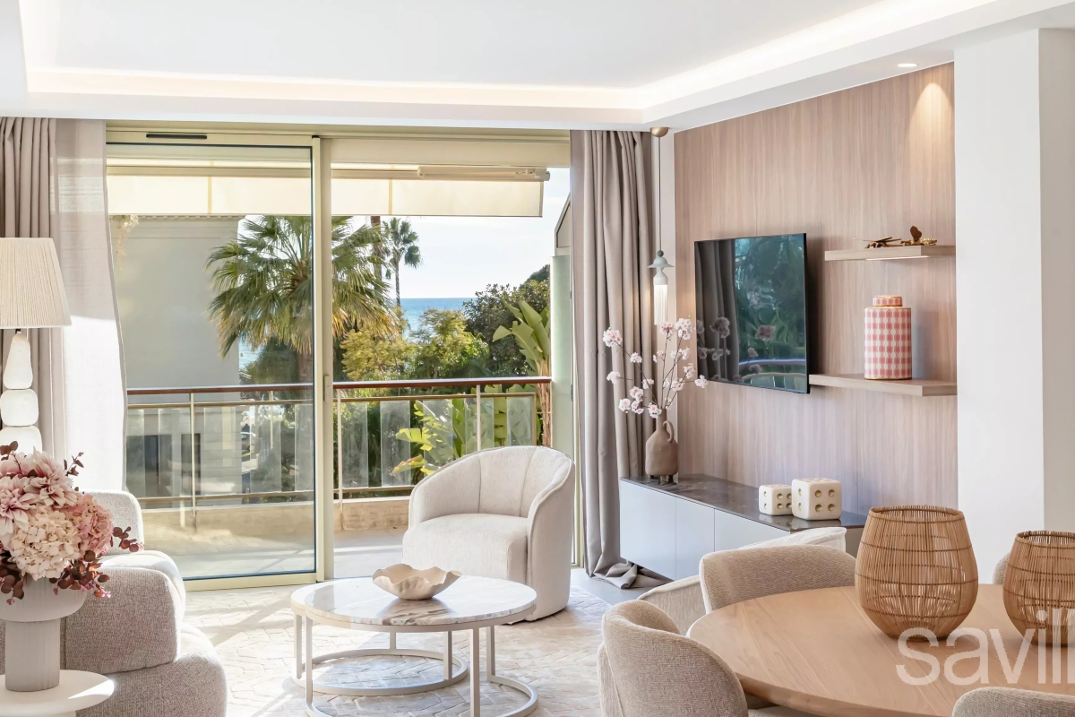 Luxury Apartment for sale in Cannes, 2 490 000 €, Photo 1