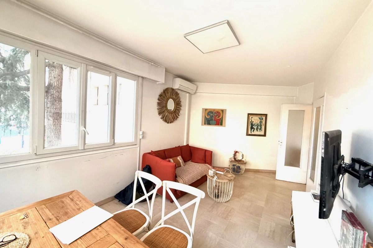 Appartement de luxe à vendre à Nice, 360 000 €, Photo 1
