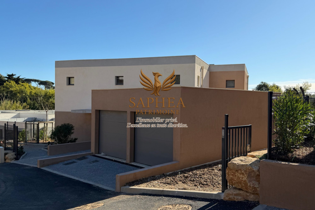 Maison de luxe à vendre à Le Lavandou, 1 735 000 €, Photo 2