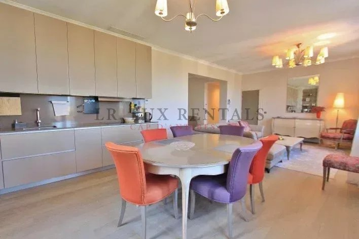 Appartement de luxe à vendre à Cap d'Antibes, 1 750 000 €, Photo 2