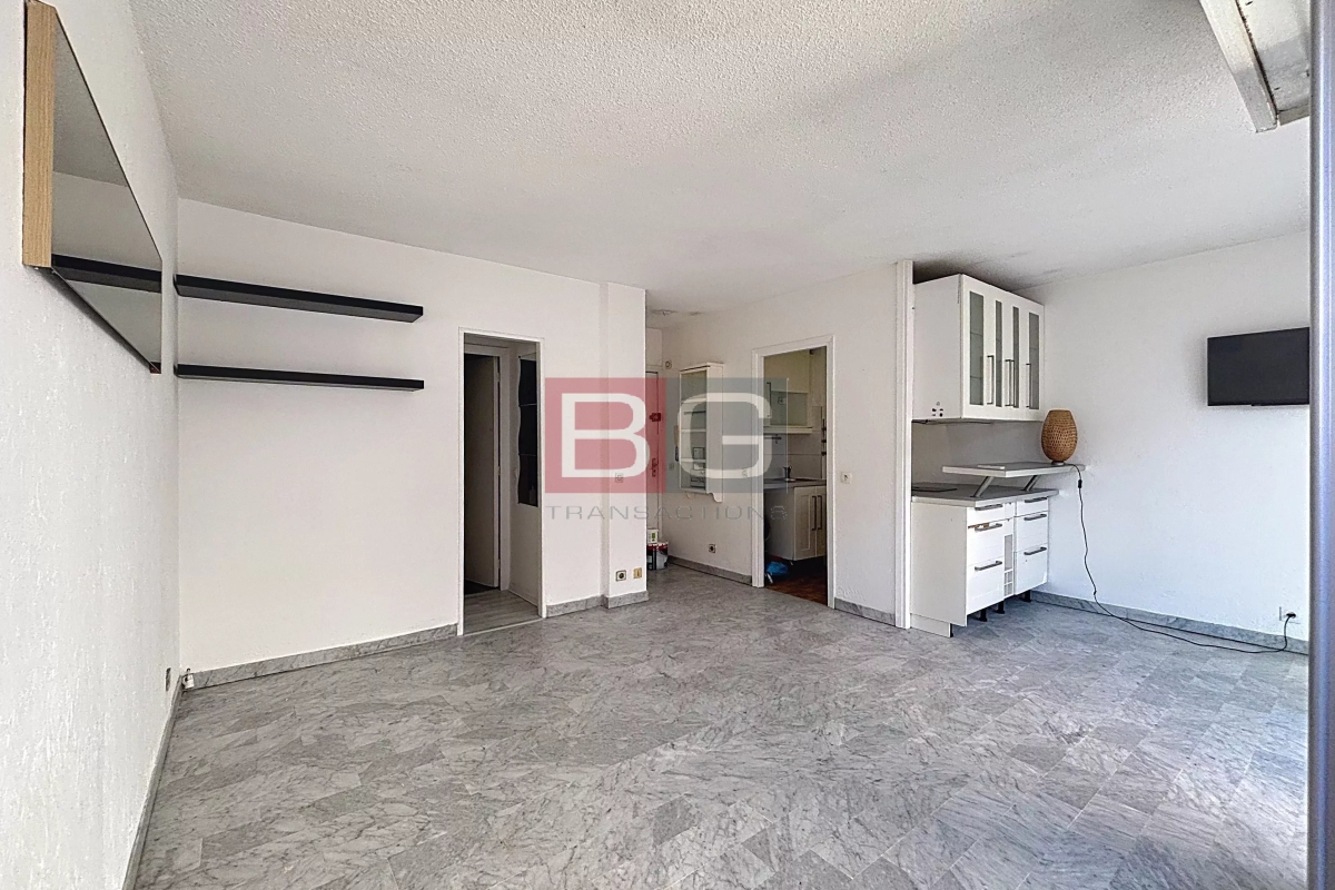 Appartement de luxe à vendre à Antibes, 138 000 €, Photo 4