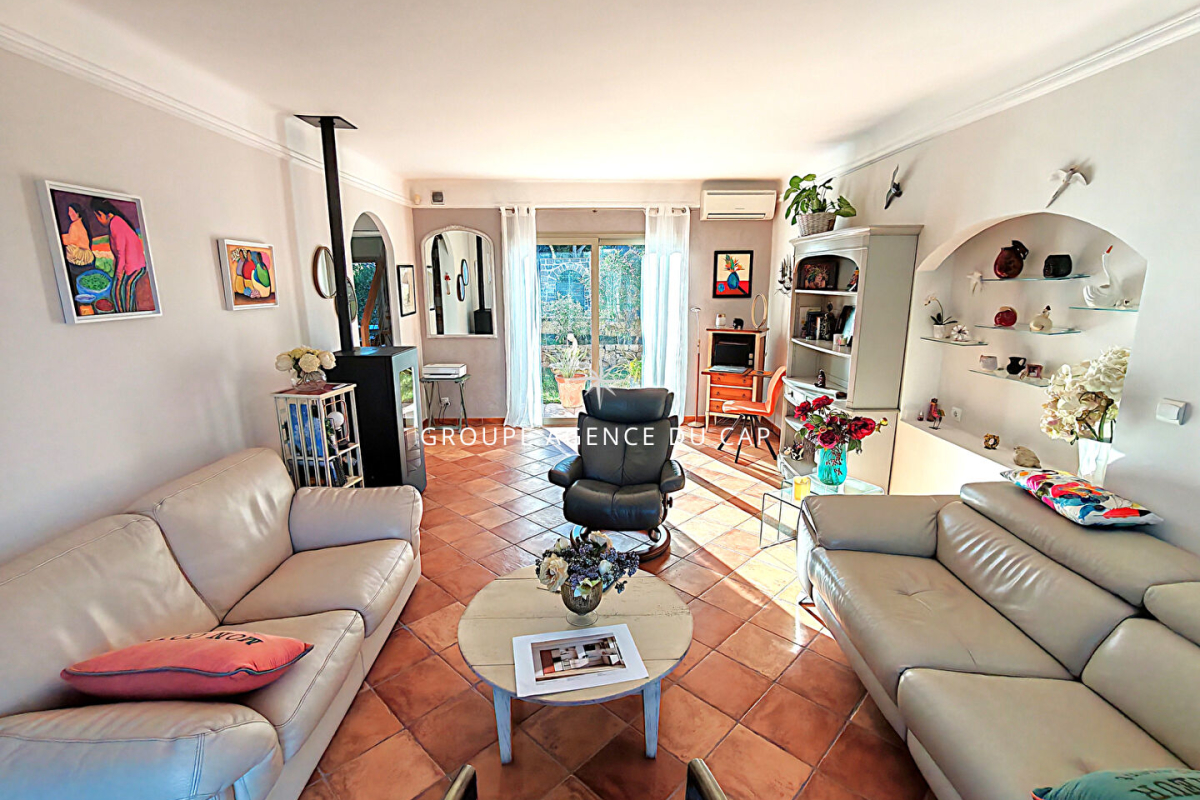 Maison de luxe à vendre à Saint-Aygulf, 895 000 €, Photo 5