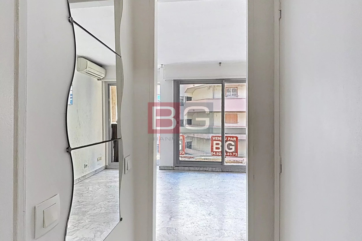 Appartement de luxe à vendre à Antibes, 138 000 €, Photo 6