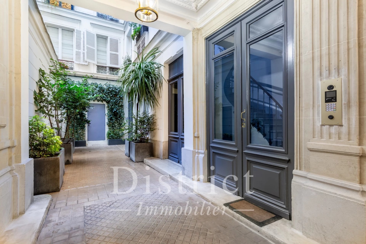 Luxury Apartment for sale in Paris 6Ème, 1 290 000 €, Photo 6