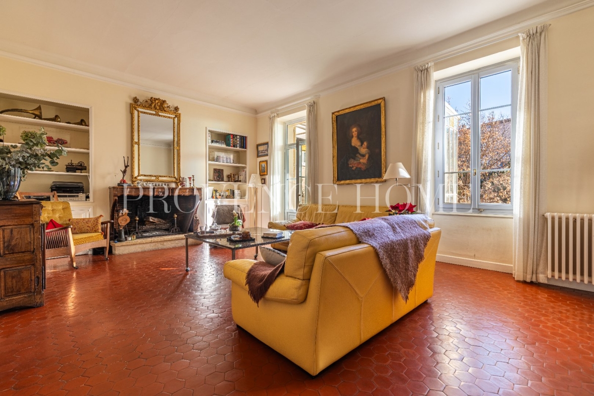 Maison de luxe à vendre à Apt, 950 000 €, Photo 3