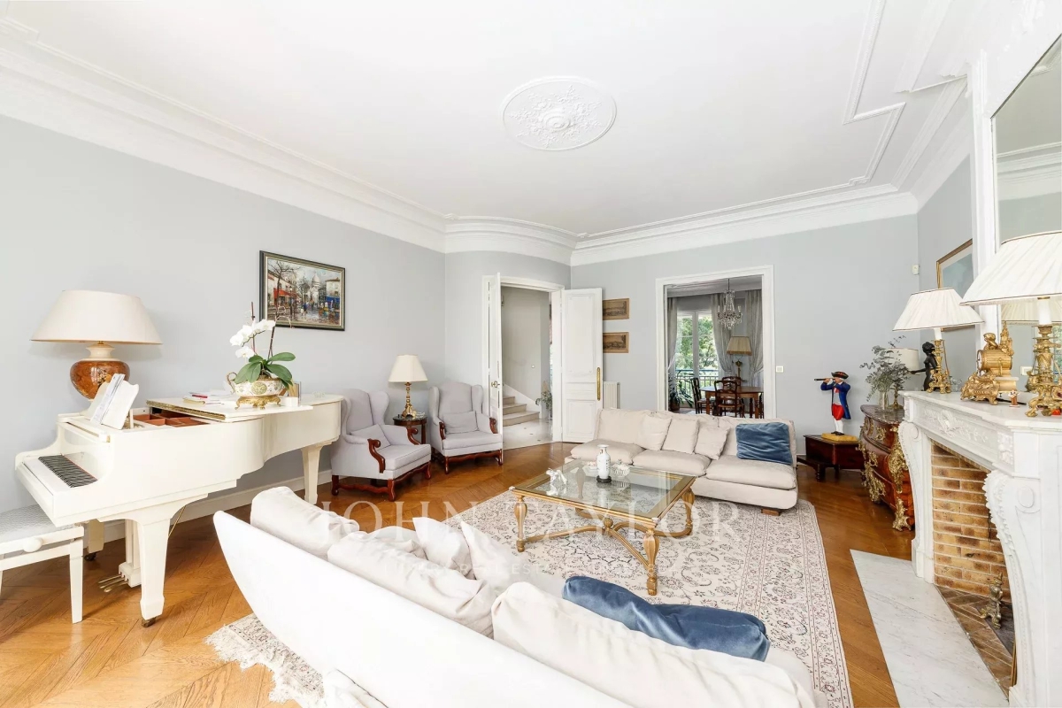 Maison de luxe à vendre à Bordeaux, 1 698 000 €, Photo 2